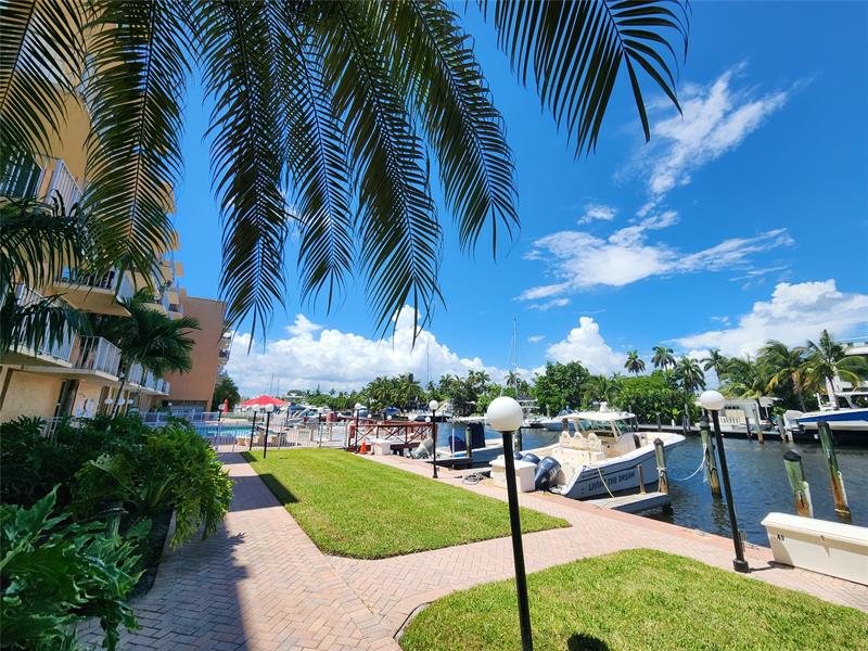 Image 21 of 27 For 1777 15th St  322