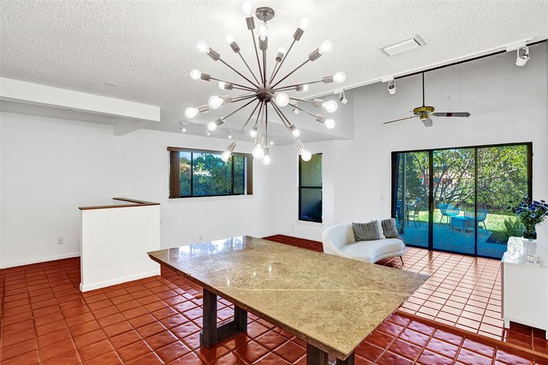 Image 19 of 70 For 81 17th Ct  