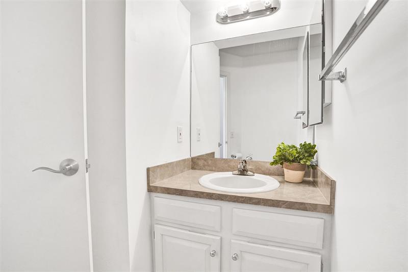 Image 26 of 70 For 81 17th Ct  