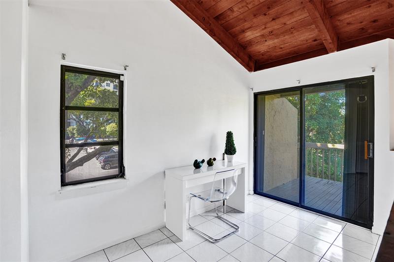 Image 31 of 70 For 81 17th Ct  