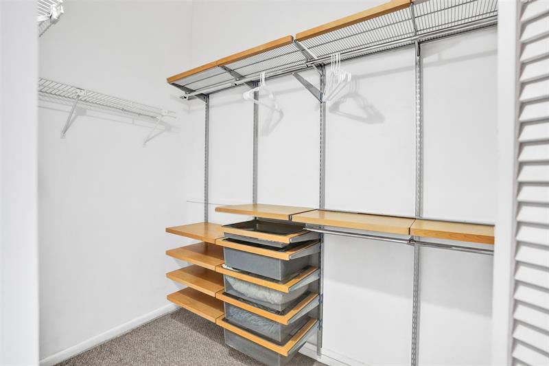 Image 33 of 70 For 81 17th Ct  