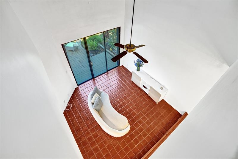 Image 38 of 70 For 81 17th Ct  