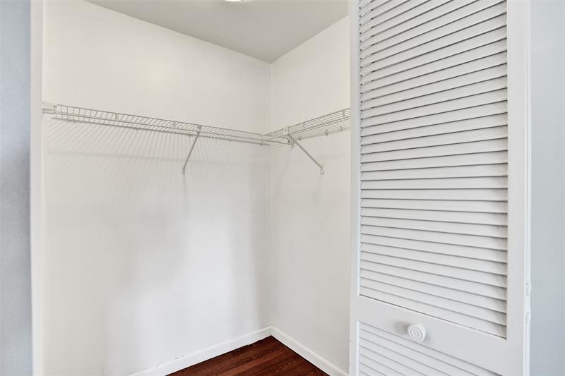 Image 45 of 70 For 81 17th Ct  