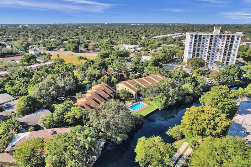 Image 69 of 70 For 81 17th Ct  