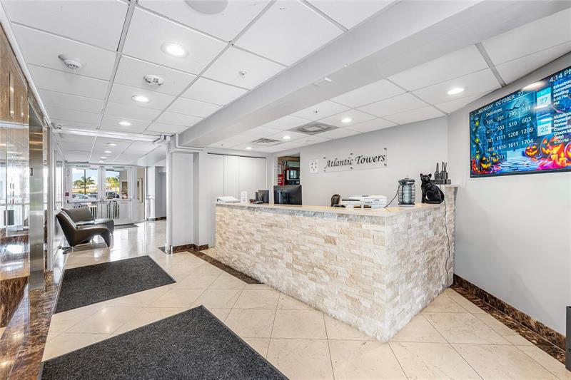 Image 13 of 57 For 1920 Ocean Dr  306