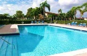 Image 22 of 23 For 211 Lake Pointe Dr  212