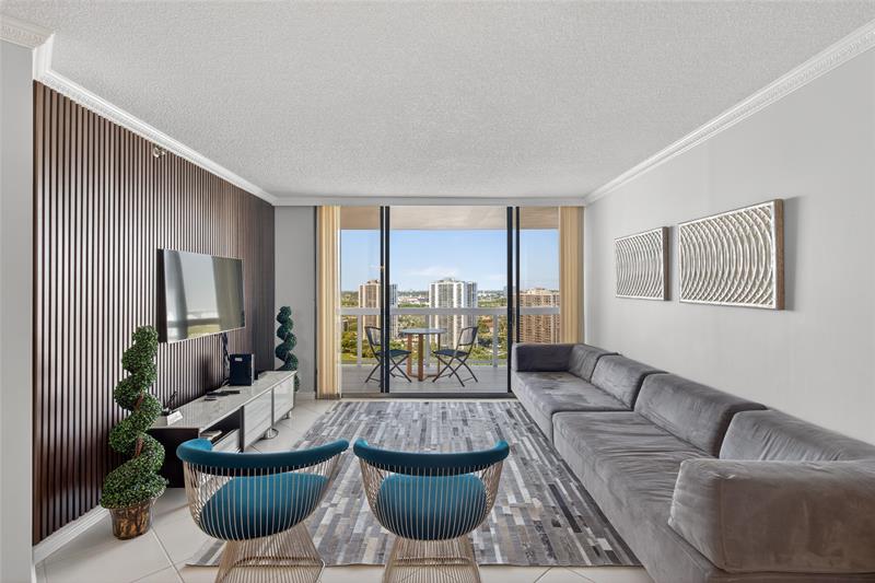 Image 48 of 54 For 20185 Country Club Dr 2409