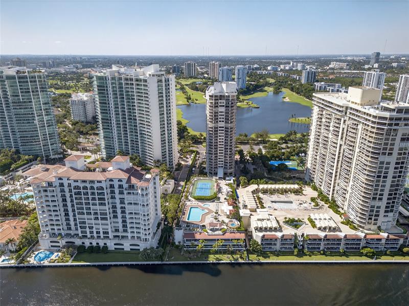 Image 9 of 54 For 20185 Country Club Dr 2409