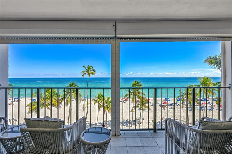 Image 10 of 52 For 851 Surf Rd  502