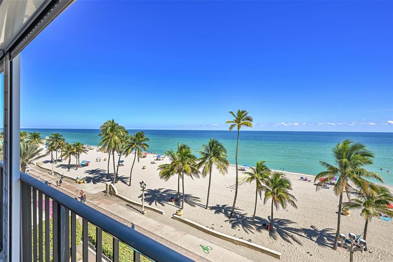 Image 15 of 52 For 851 Surf Rd  502