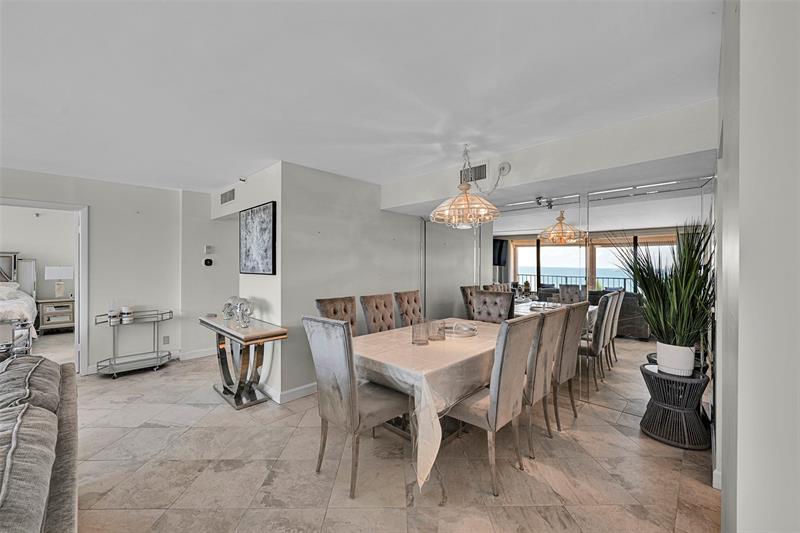 Image 27 of 52 For 851 Surf Rd  502