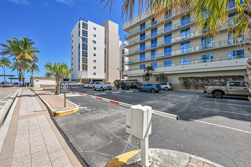 Image 9 of 52 For 851 Surf Rd  502