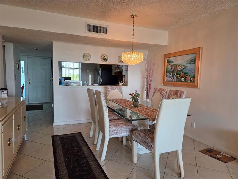 Image 3 of 7 For 2766 Carambola Cir S  504