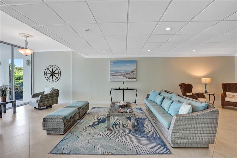 Image 34 of 36 For 1770 Ocean Blvd  607