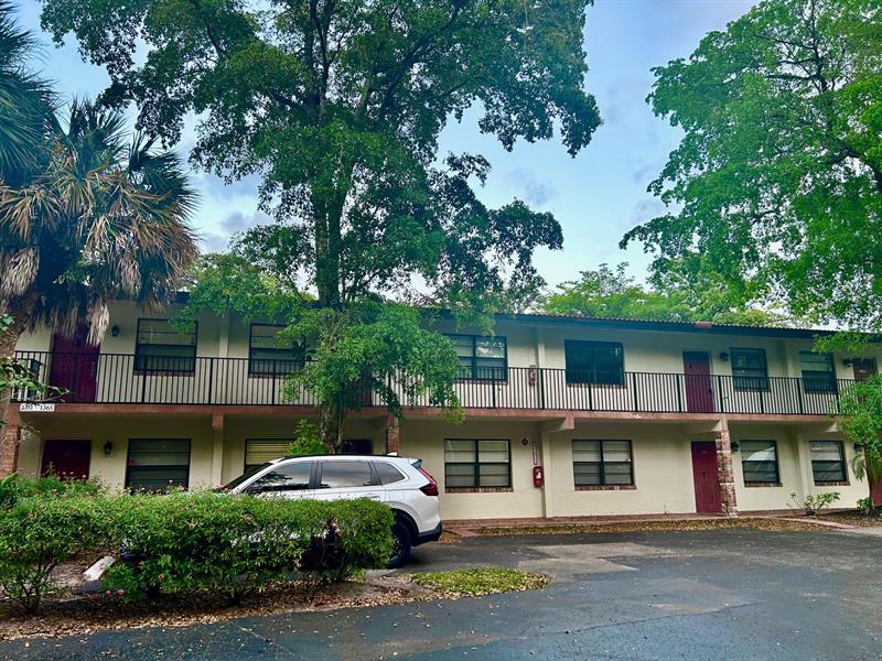 Details for 1363 94th Way  1363, Coral Springs, FL 33071