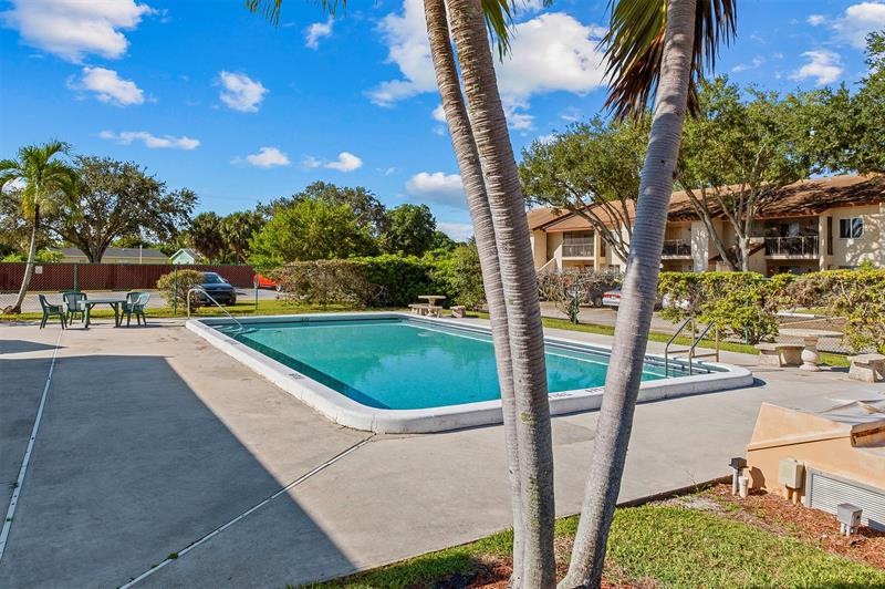 Image 24 of 27 For 7951 Southgate Blvd  10f