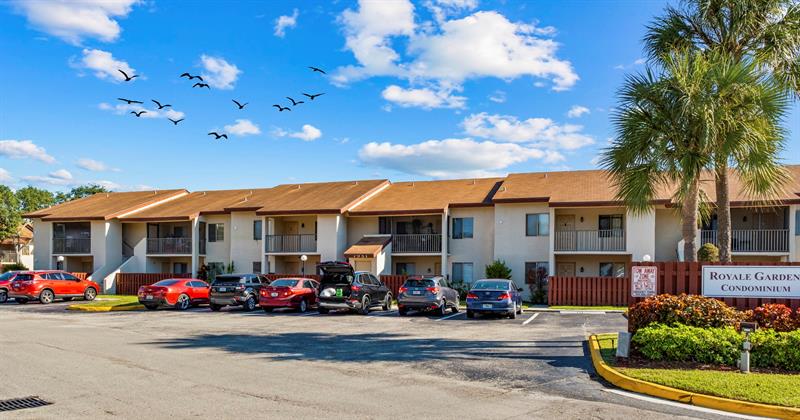 Image 27 of 27 For 7951 Southgate Blvd  10f