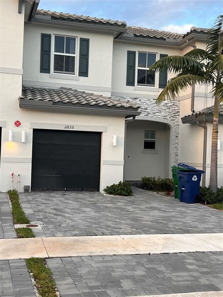 Listing Details for 11835 46th St, Coral Springs, FL 33076