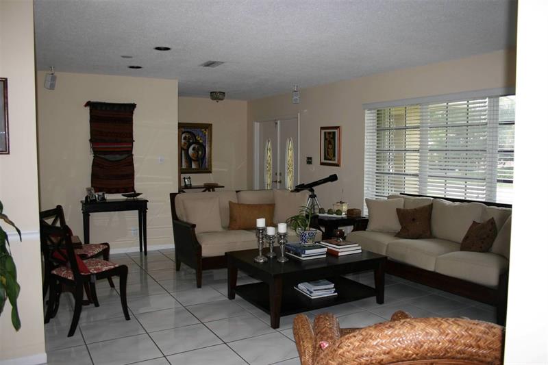 Image 7 of 11 For 1251 67th Ave