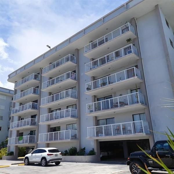 Details for 110 Shore Dr  5c, Miami Beach, FL 33141