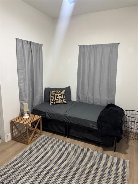 Image 18 of 19 For 1011 Sharar Ave