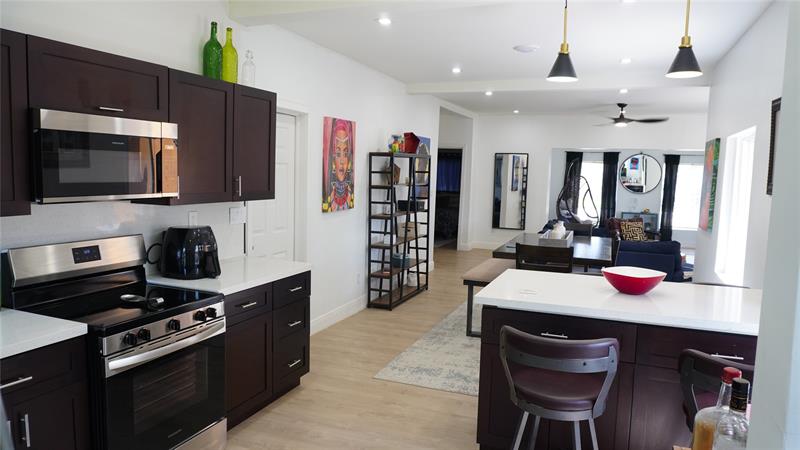 Image 5 of 19 For 1011 Sharar Ave