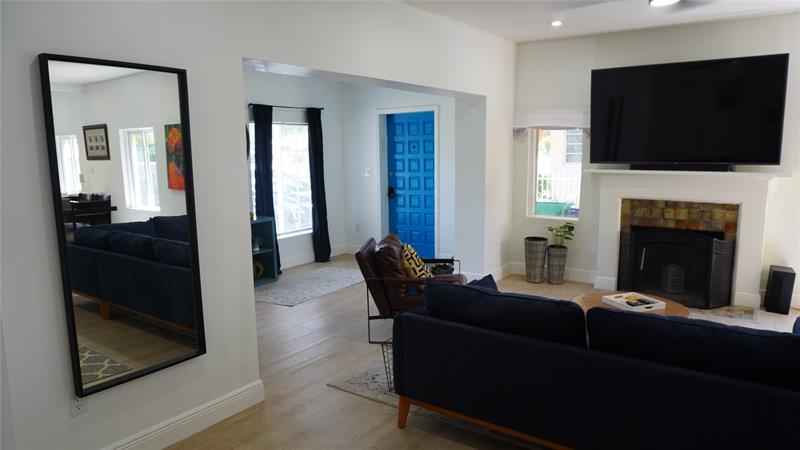 Image 8 of 19 For 1011 Sharar Ave