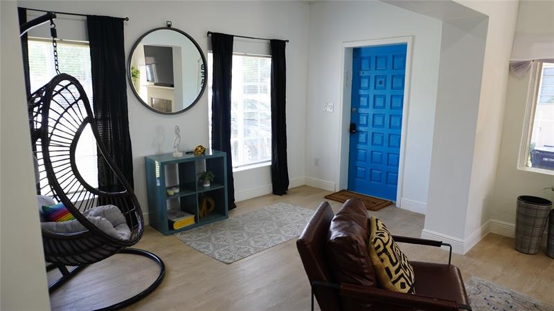 Image 9 of 19 For 1011 Sharar Ave