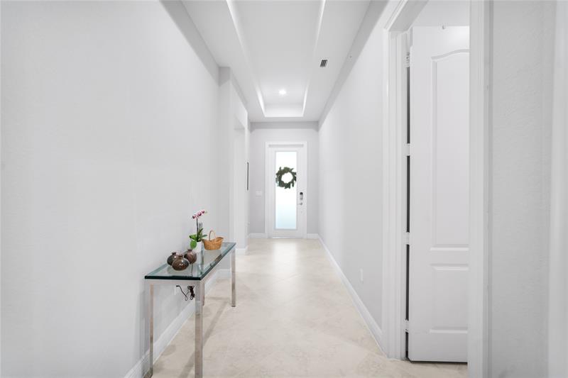 Image 12 of 43 For 9730 Blue Isle Bay