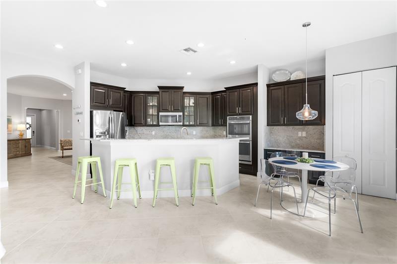 Image 19 of 43 For 9730 Blue Isle Bay