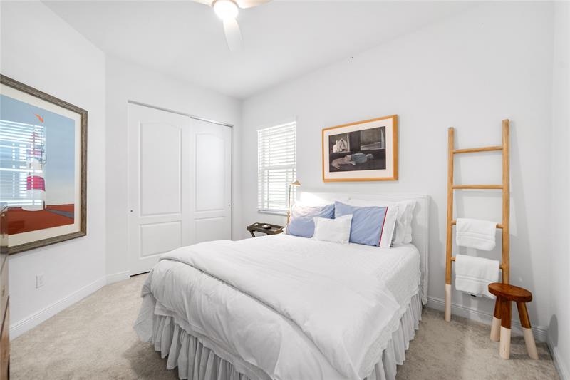 Image 28 of 43 For 9730 Blue Isle Bay