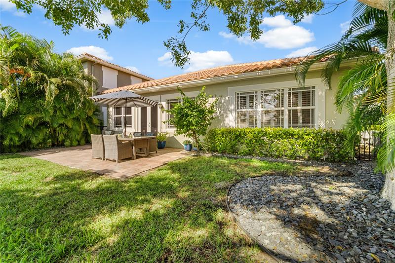 Image 34 of 43 For 9730 Blue Isle Bay