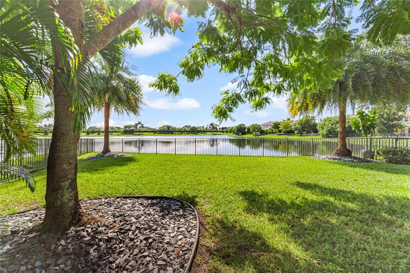 Image 35 of 43 For 9730 Blue Isle Bay