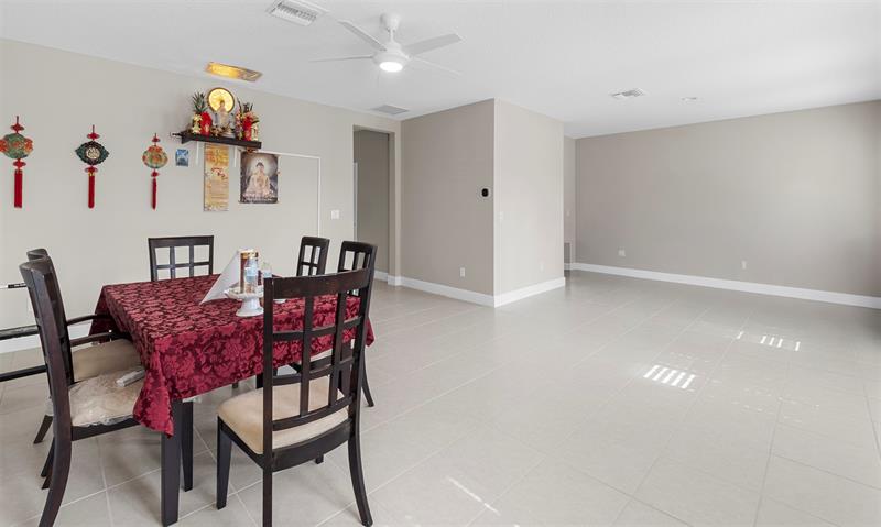 Image 50 of 52 For 155 Sabal Breeze Court