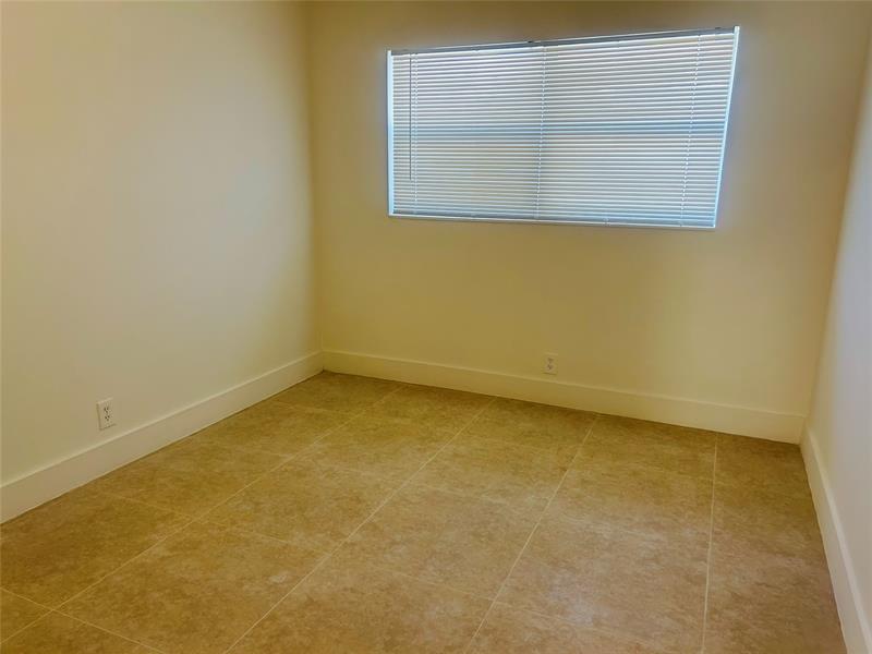 Image 11 of 12 For 1775 55th Ave