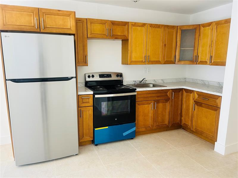 Image 4 of 12 For 1775 55th Ave