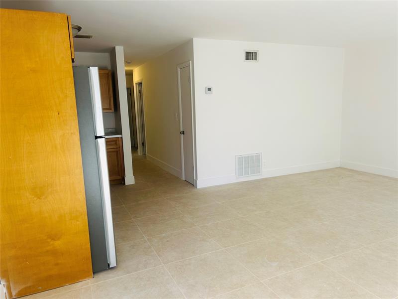 Image 7 of 12 For 1775 55th Ave