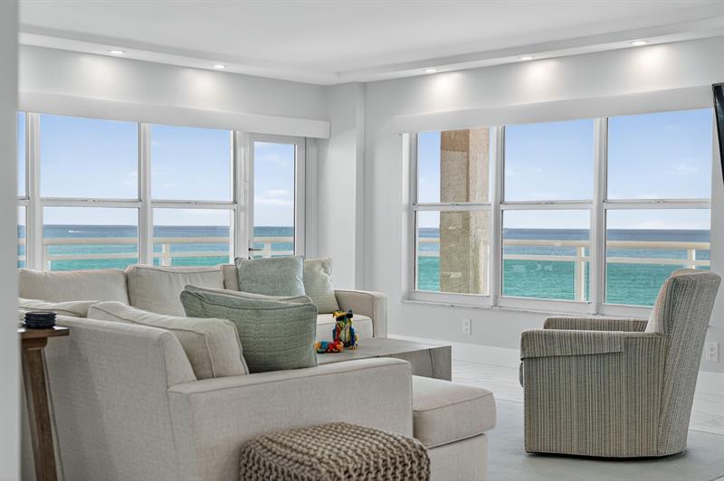 Image 13 of 30 For 3900 Galt Ocean Dr  817