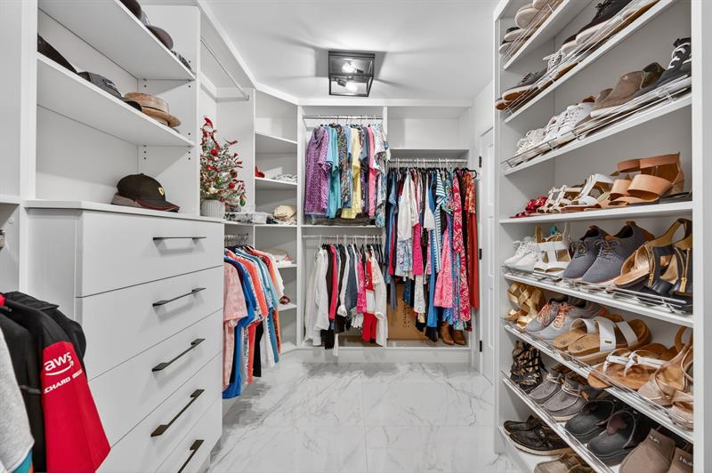 Image 24 of 30 For 3900 Galt Ocean Dr  817