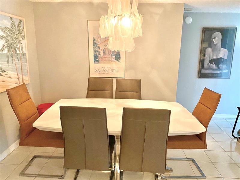 Image 10 of 25 For 3002 5th Ter 209-b