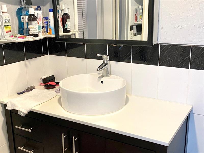 Image 17 of 25 For 3002 5th Ter 209-b