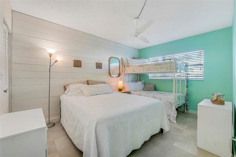 Image 18 of 25 For 2440 22nd Avenue  715