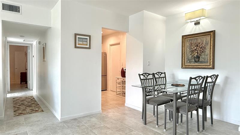 Image 4 of 27 For 669 Oakland Park Blvd  220b