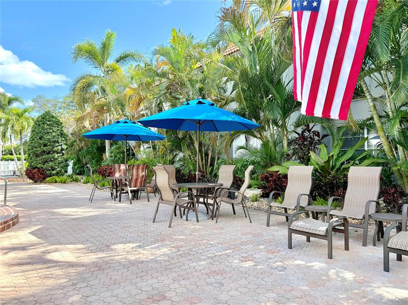 Image 6 of 27 For 669 Oakland Park Blvd  220b