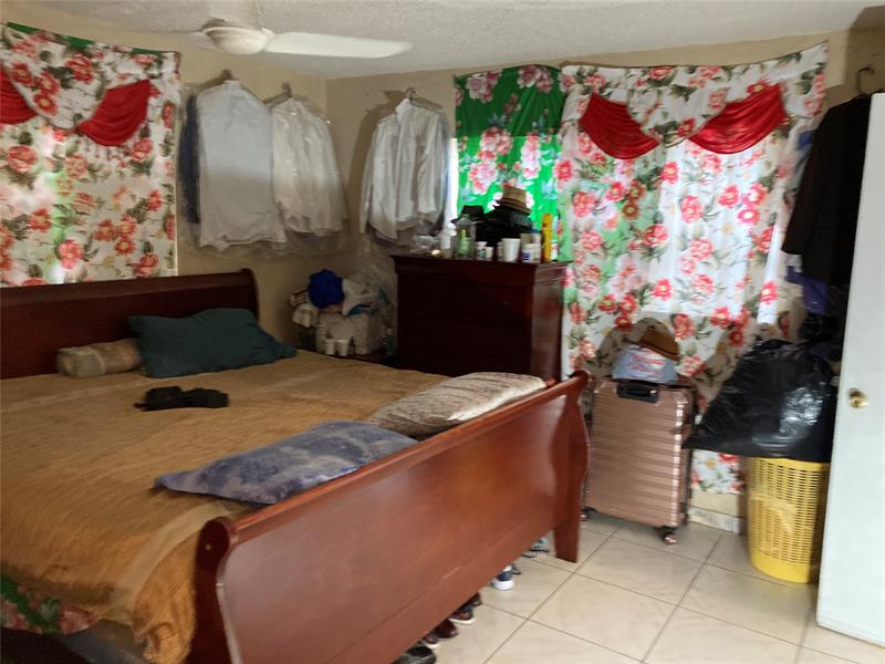 Image 14 of 23 For 3501 32nd St