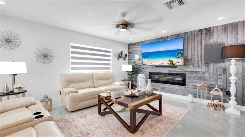 Image 16 of 54 For 6290 16th  