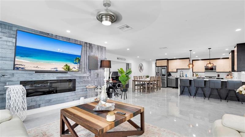 Image 18 of 54 For 6290 16th  