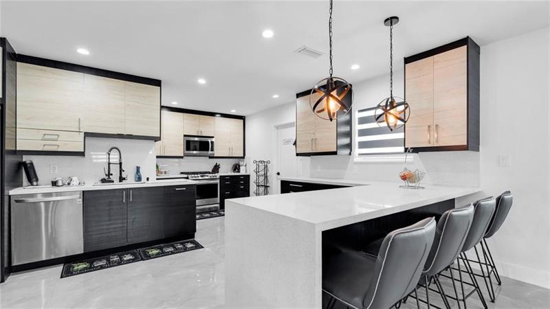 Image 20 of 54 For 6290 16th  