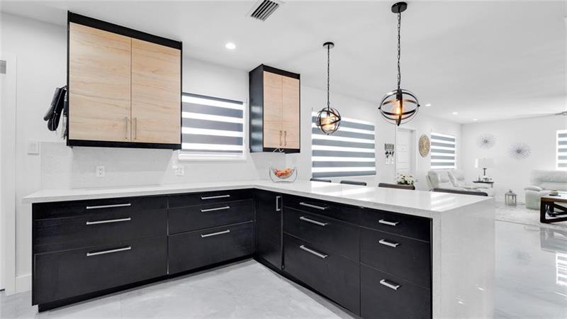 Image 21 of 54 For 6290 16th  