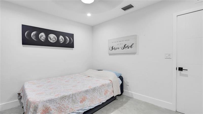 Image 30 of 54 For 6290 16th  